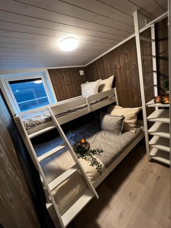 Exclusive Funkis Cabin, Lake View, Rooftop Terrace, Jacuzzi, Sauna, Close To Golf And Alpine Vradal Bagian luar foto