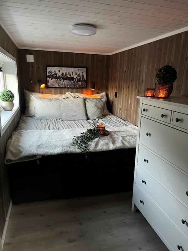 Exclusive Funkis Cabin, Lake View, Rooftop Terrace, Jacuzzi, Sauna, Close To Golf And Alpine Vradal Bagian luar foto